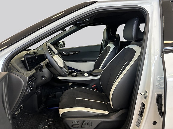Kia EV6 9 of 17