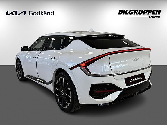 Kia EV6 7 of 17