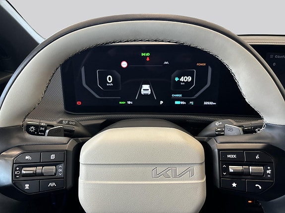 Kia EV6 11 of 17