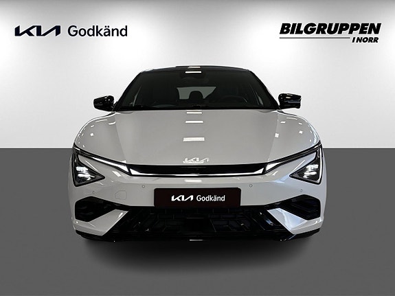 Kia EV6 3 of 17