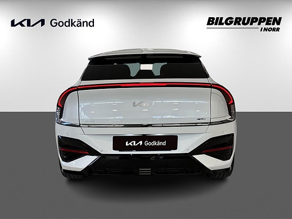 Kia EV6 6 of 17