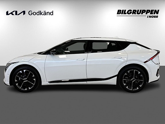 Kia EV6 5 of 17
