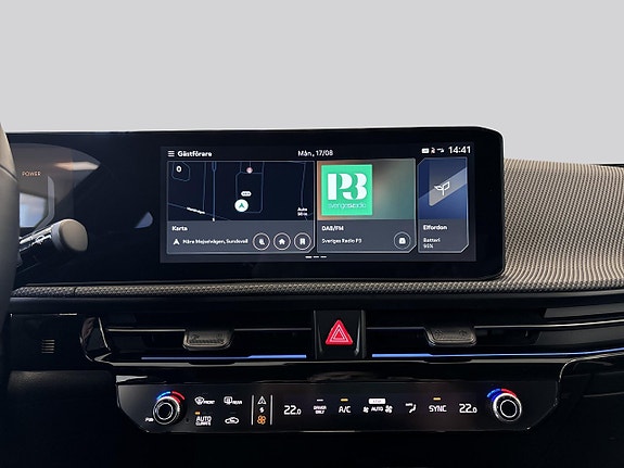 Kia EV6 12 of 17