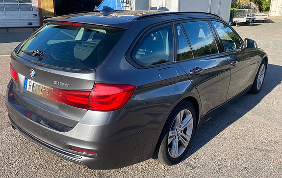 BMW 318d 3 of 3
