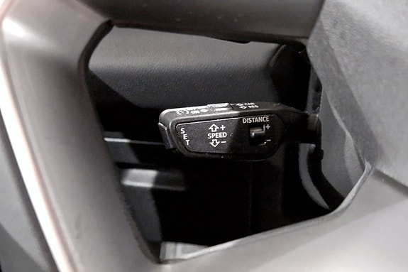 Audi Q6 e-tron 12 of 21