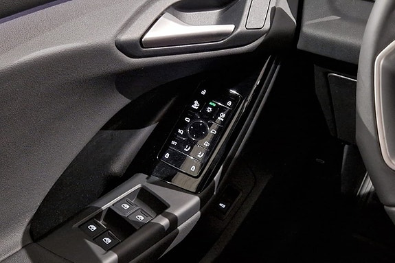 Audi Q6 e-tron 11 of 21