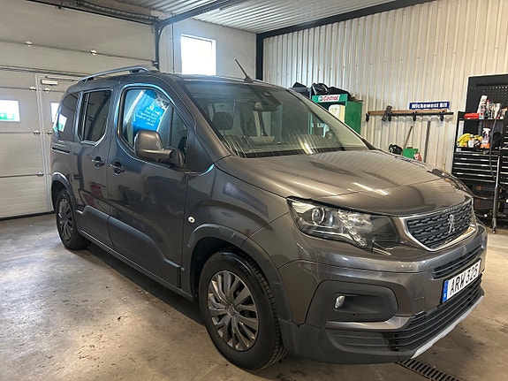 Peugeot Rifter 2 of 8
