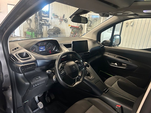 Peugeot Rifter 5 of 8