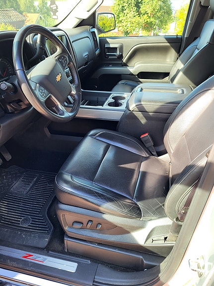 Chevrolet Silverado 1500 5 of 8