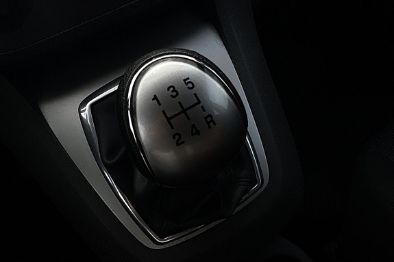 Ford C-Max 19 of 20
