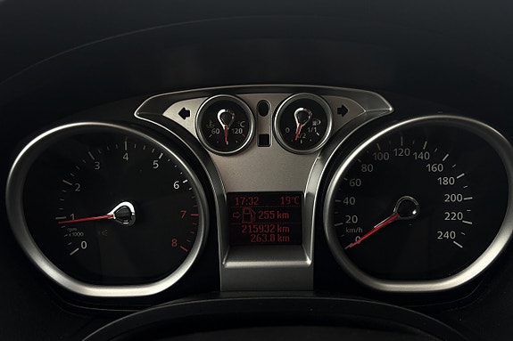 Ford C-Max 15 of 20