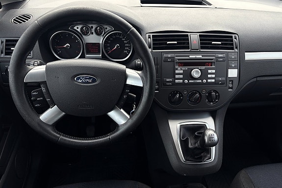 Ford C-Max 14 of 20