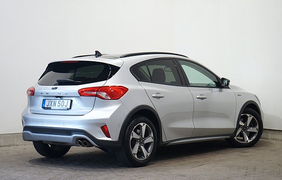 Ford Focus 4 of 12