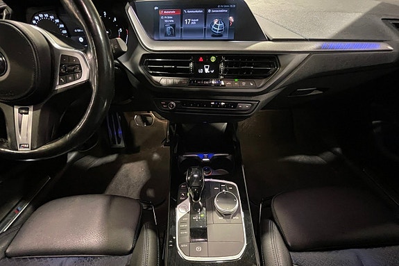 BMW 118d 12 of 17