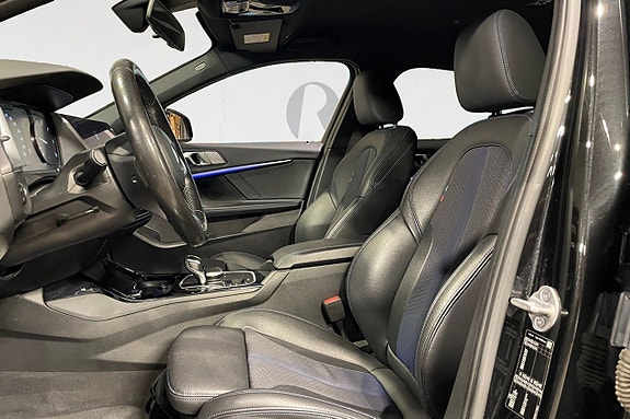 BMW 118d 3 of 17