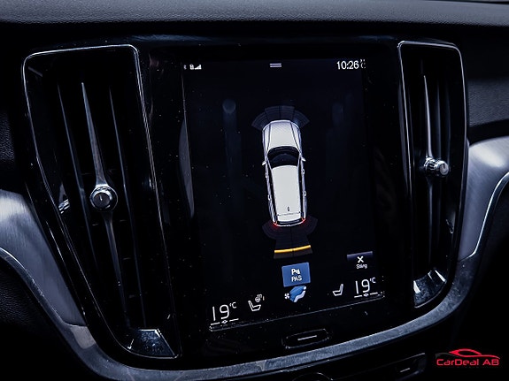 Volvo V60 Cross Country 27 of 29