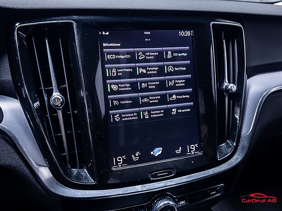 Volvo V60 Cross Country 26 of 29