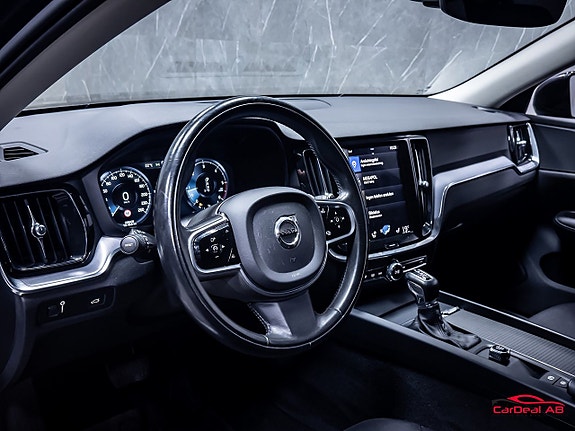 Volvo V60 Cross Country 12 of 29