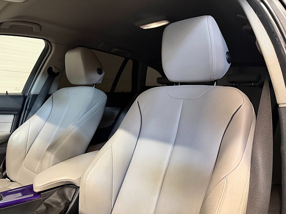 BMW 328i 16 of 21