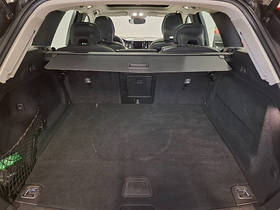 Volvo XC60 15 of 15