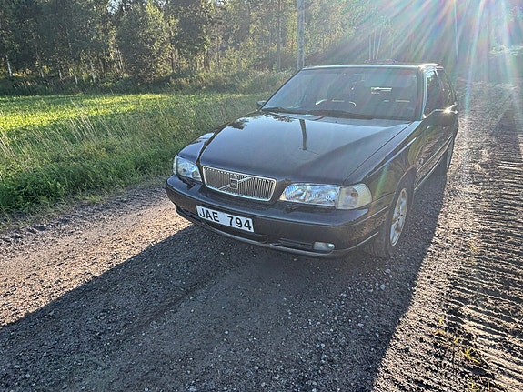 Volvo S70 3 of 6