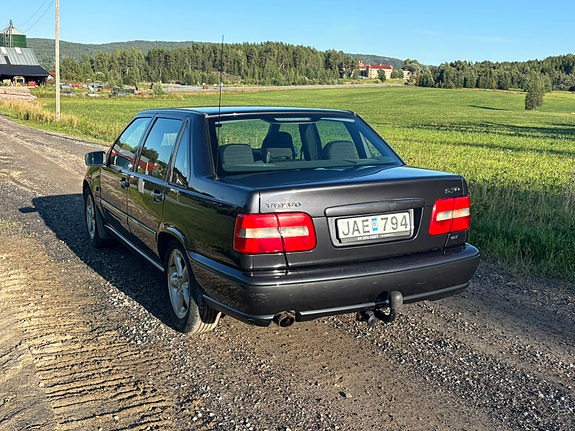 Volvo S70 4 of 6