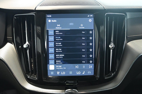 Volvo XC60 20 of 27