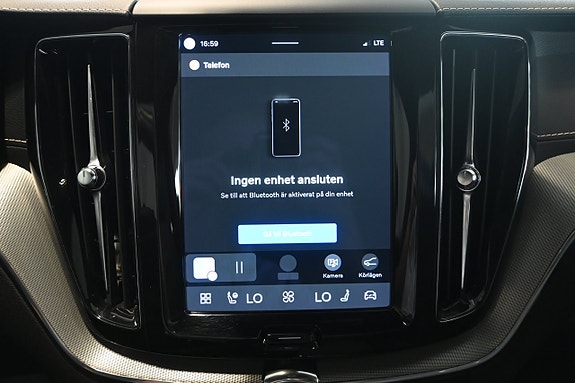 Volvo XC60 21 of 27