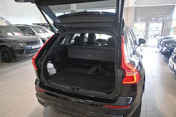 Volvo XC60 13 of 27