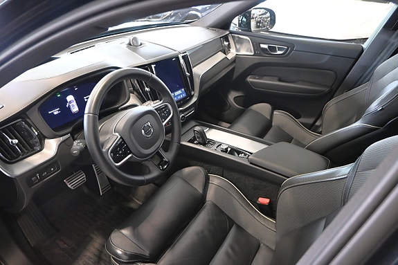Volvo XC60 7 of 27