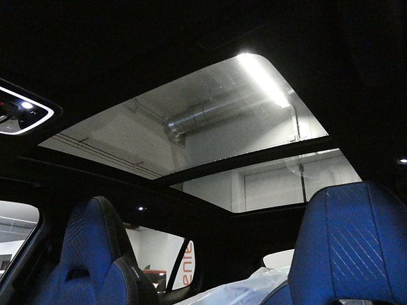 Lynk & Co 01 16 of 24