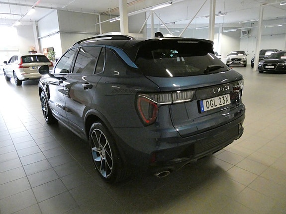Lynk & Co 01 6 of 24