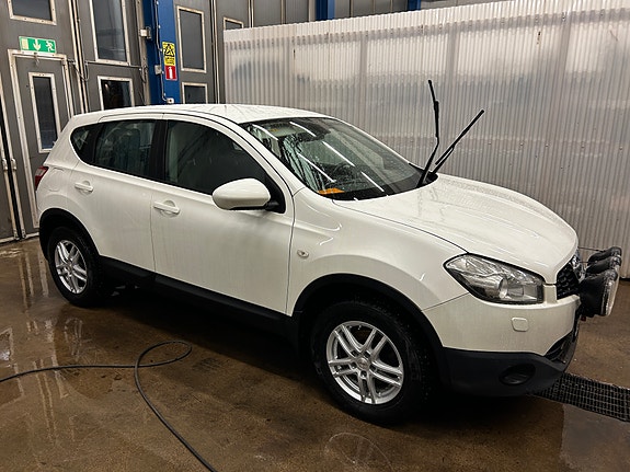 Nissan Qashqai 2 of 3