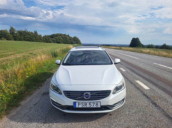 Volvo V60 5 of 8