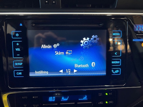 Toyota Auris 22 of 23