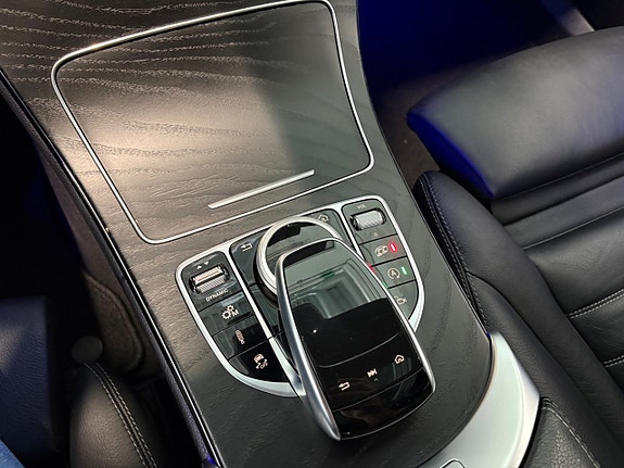 Mercedes-Benz C43 20 of 24
