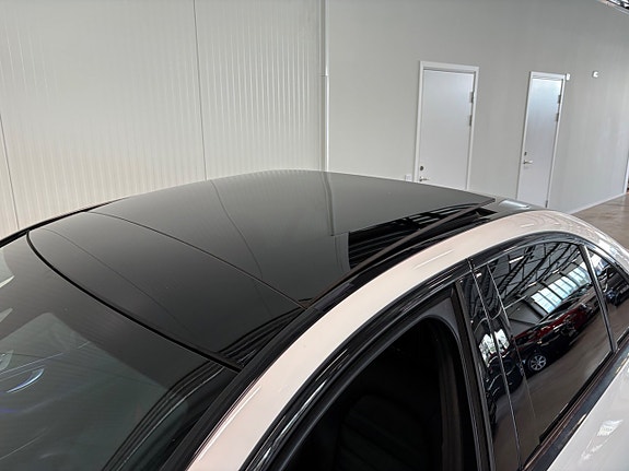 Mercedes-Benz C43 5 of 24