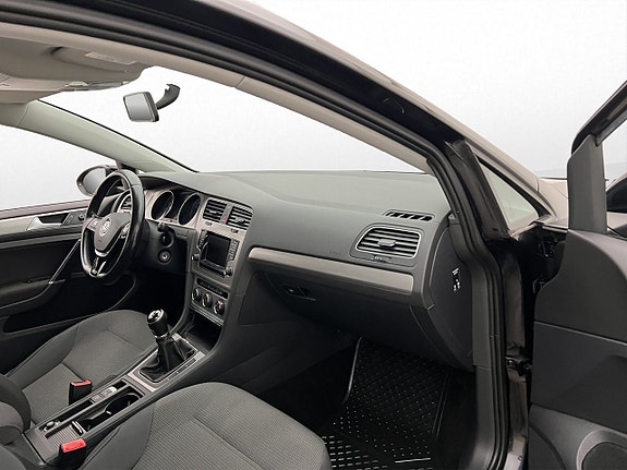 Volkswagen Golf I 21 of 27