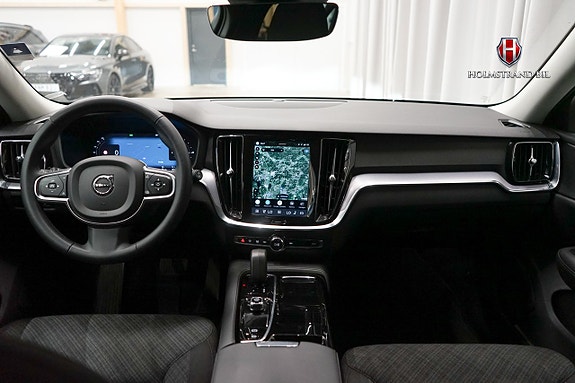 Volvo V60 13 of 24