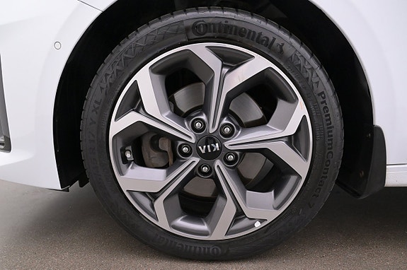Kia Ceed 27 of 27