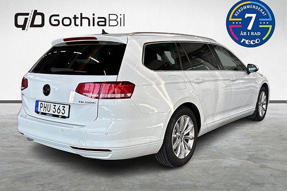 Volkswagen Passat 5 of 23