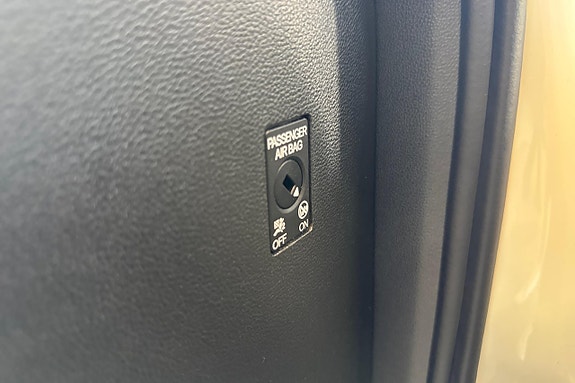 Volkswagen Passat 21 of 23