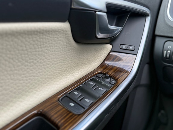 Volvo V60 10 of 17
