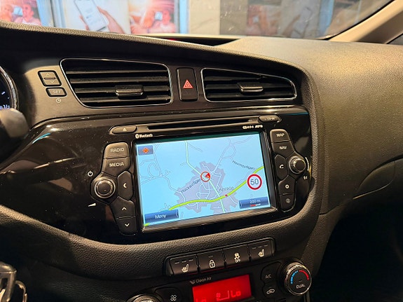 Kia Ceed 12 of 25