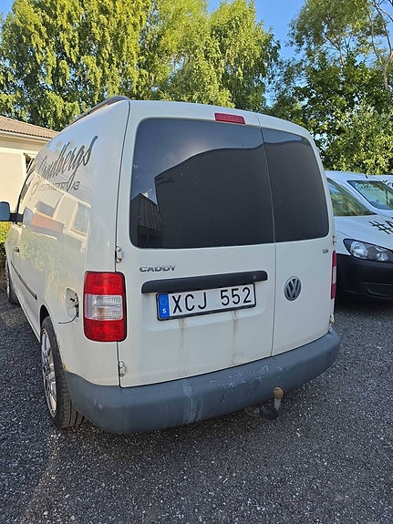 Volkswagen Caddy 2 of 6
