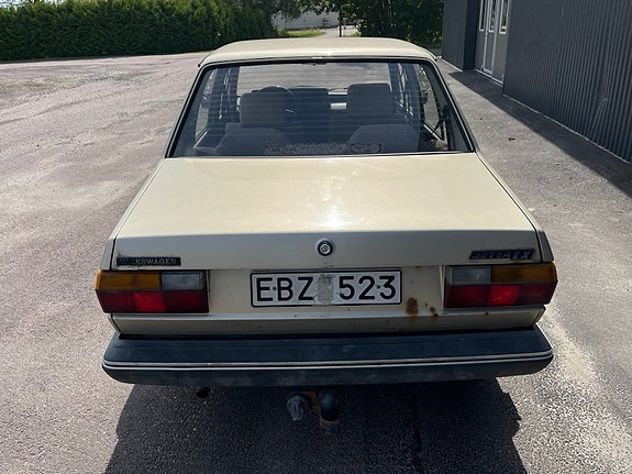 Volkswagen Jetta 5 of 6
