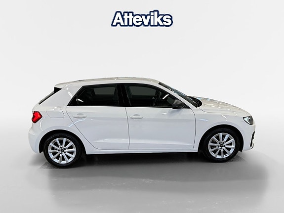 Audi A1 2 of 15