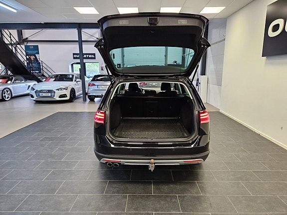 Volkswagen Golf Alltrack 6 of 26