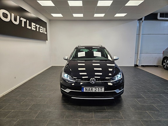 Volkswagen Golf Alltrack 4 of 26