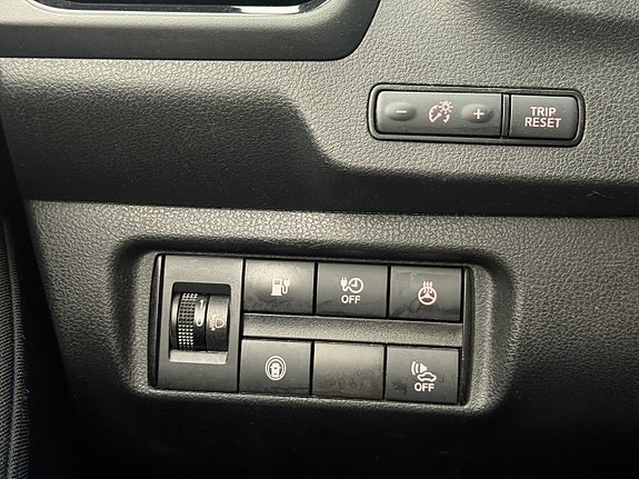 Nissan Leaf 15 of 30